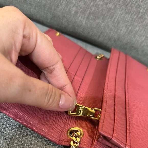 Prada Bag - Picture 12 of 17